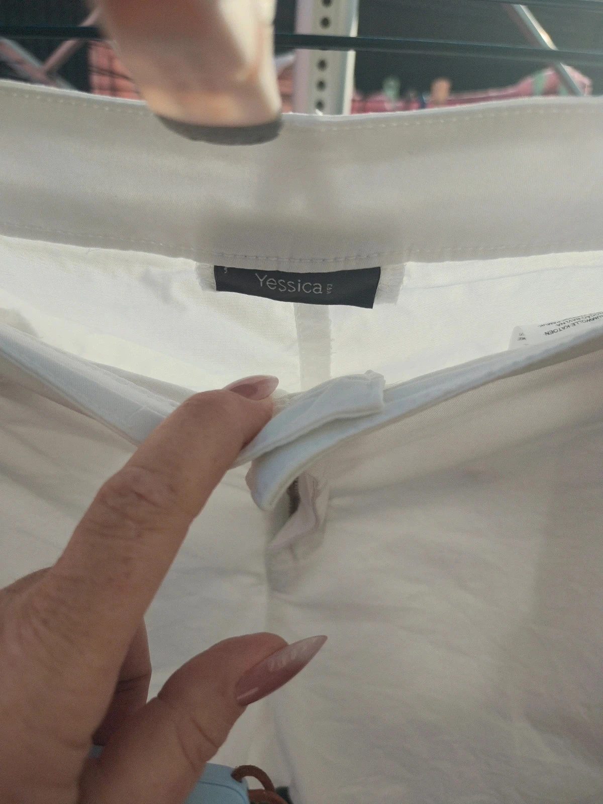 Pantalon blanc état irresponsable – photo 2